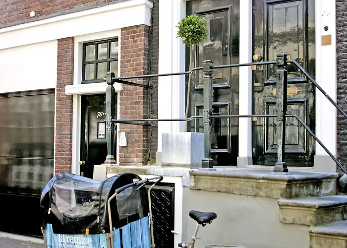 Commune 3* Amsterdam