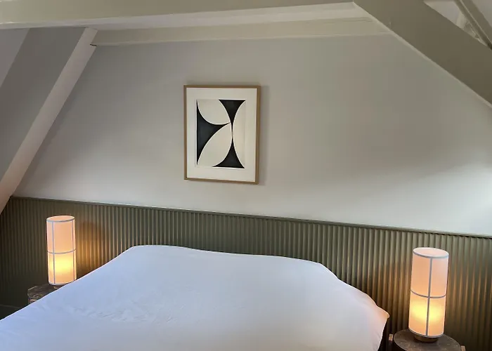 Commune 3* Amsterdam