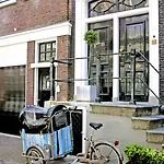 Commune 4* Amsterdam