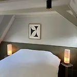 Commune 4* Amsterdam