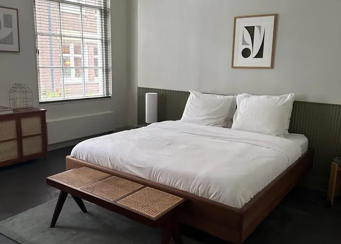 ベッド・アンド・ブレックファスト Commune 3*