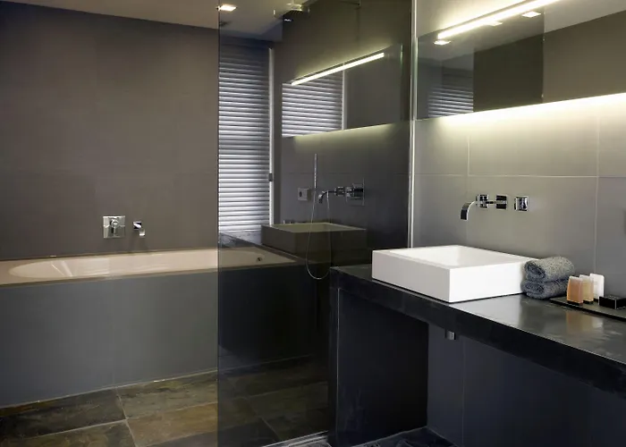 Commune Отель типа 